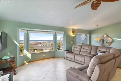 2105 NW Parker Ave, Waldport, OR 97394 - Photo 12