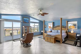 2105 NW Parker Ave, Waldport, OR 97394 - Photo 2