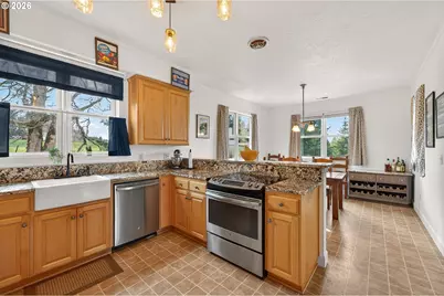 7280 SE Eola Hills Rd, Amity, OR 97101 - Photo 12