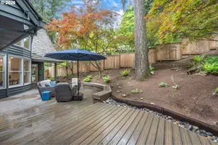 29 Hillshire Dr, Lake Oswego, OR 97034 - Photo 28