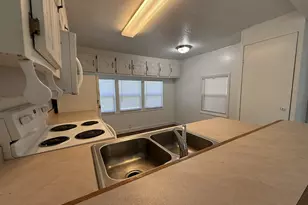 98090 W Benham Ln, Brookings, OR 97415 - Photo 4