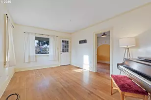 7906 N Wall Ave, Portland, OR 97203 - Photo 4