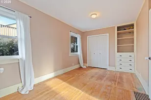 7906 N Wall Ave, Portland, OR 97203 - Photo 10