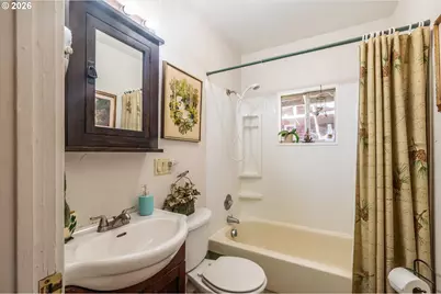 14982 Highway 42, Myrtle Point, OR 97458 - Photo 28