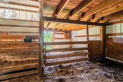 14982 Highway 42, Myrtle Point, OR 97458 - Photo 22