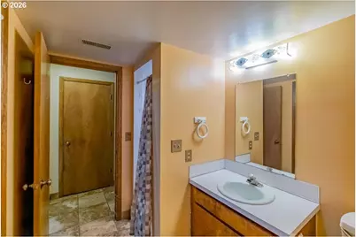 20141 S Zina Ct, Oregon City, OR 97045 - Photo 32