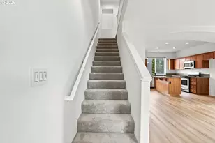 2264 NW Oak Knoll Pl, Beaverton, OR 97006 - Photo 20