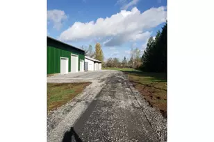 1441 W Main St, Molalla, OR 97038 - Photo 8