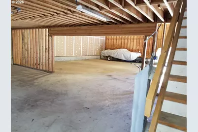 1441 W Main St, Molalla, OR 97038 - Photo 6