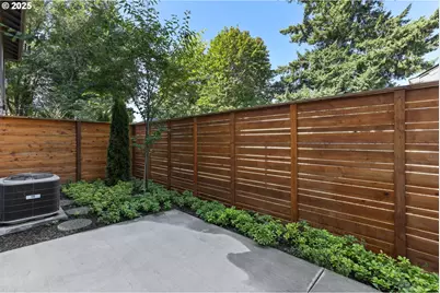 491 NE Elliott Ave, Gresham, OR 97030 - Photo 12