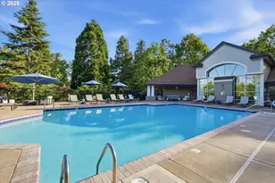 3390 Crescent Dr, West Linn, OR 97068 - Photo 4