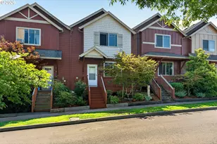 38476 Cascadia Village Dr, Sandy, OR 97055 - Photo 2