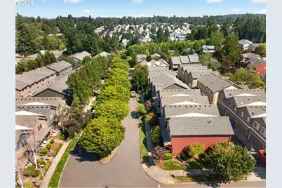 38476 Cascadia Village Dr, Sandy, OR 97055 - Photo 34
