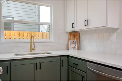 1004 NE 70th Ave, Portland, OR 97213 - Photo 18