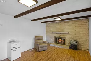 1766 NW Beaumont Ave, Roseburg, OR 97471 - Photo 12