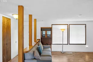 1766 NW Beaumont Ave, Roseburg, OR 97471 - Photo 4