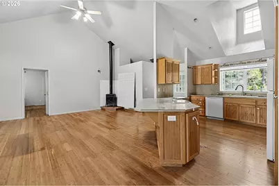 91619 Fir Ln, McKenzie Bridge, OR 97413 - Photo 6