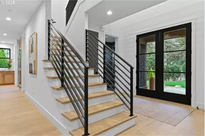 14100 Knaus Rd, Lake Oswego, OR 97034 - Photo 4