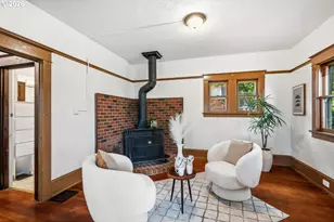 3303 S Kelly Ave, Portland, OR 97239 - Photo 12