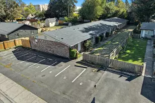 54 NW 13th St, Gresham, OR 97030 - Photo 8