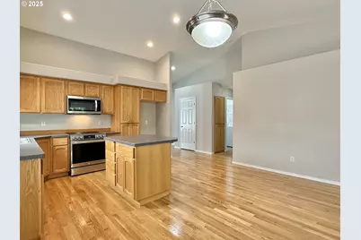 1403 51st St, Washougal, WA 98671 - Photo 10