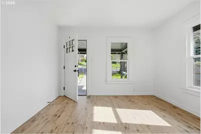 109 W Jefferson St, Bingen, WA 98605 - Photo 6