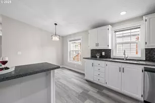 17520 SE 82nd Dr, Clackamas, OR 97015 - Photo 14