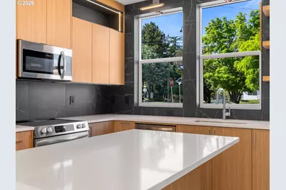 6126 NE Stanton St, Portland, OR 97213 - Photo 4
