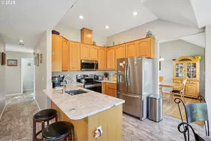 21937 NE Mason St, Fairview, OR 97024 - Photo 12