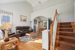 21937 NE Mason St, Fairview, OR 97024 - Photo 14