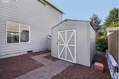 21937 NE Mason St, Fairview, OR 97024 - Photo 44