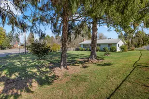 9025 SW Avery St, Tualatin, OR 97062 - Photo 32