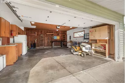 9025 SW Avery St, Tualatin, OR 97062 - Photo 26