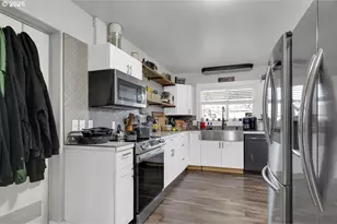 1215 Irving Rd, Eugene, OR 97404 - Photo 14