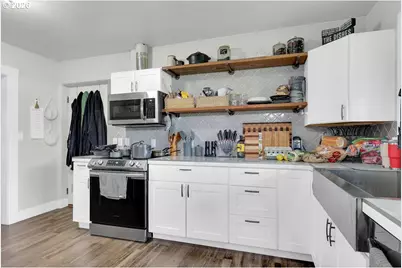 1215 Irving Rd, Eugene, OR 97404 - Photo 10