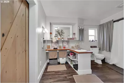 1215 Irving Rd, Eugene, OR 97404 - Photo 24