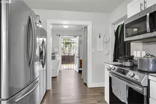 1215 Irving Rd, Eugene, OR 97404 - Photo 12