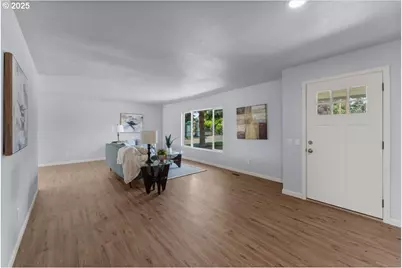 6704 SE Nehalem St, Portland, OR 97206 - Photo 8