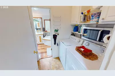 1634 Idaho St, Port Orford, OR 97465 - Photo 24