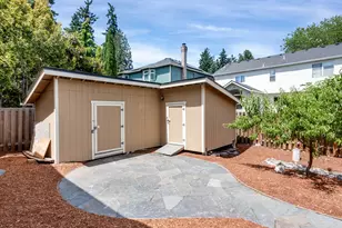7913 SW Leiser Ln, Portland, OR 97224 - Photo 32