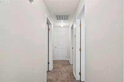 8718 NE 95th St, Vancouver, WA 98662 - Photo 16