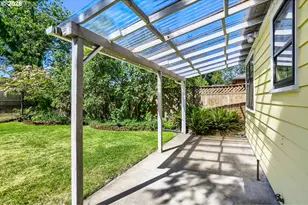2226 N Sumner St, Portland, OR 97217 - Photo 26