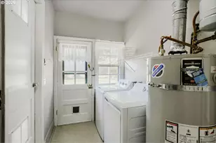 2226 N Sumner St, Portland, OR 97217 - Photo 24