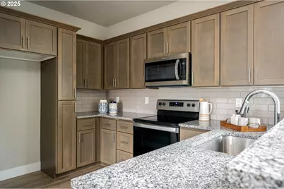 12086 SE Harold St, Portland, OR 97266 - Photo 14