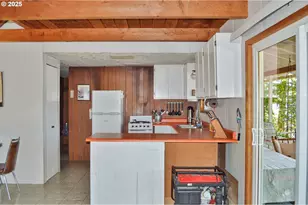 Cabin 25 Northwoods, Cougar, WA 98616 - Photo 20