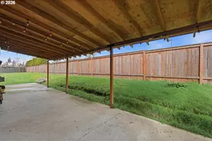 6898 SE Brigadoon St, Milwaukie, OR 97267 - Photo 30