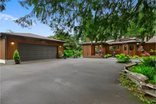 24880 E Arrah Wanna Blvd, Welches, OR 97067 - Photo 2