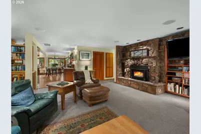 24880 E Arrah Wanna Blvd, Welches, OR 97067 - Photo 6
