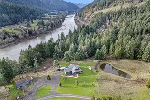 302 Scott Rd, Oakland, OR 97462 - Photo 8