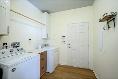 4155 NE Three Mile Ln #191, McMinnville, OR 97128 - Photo 32